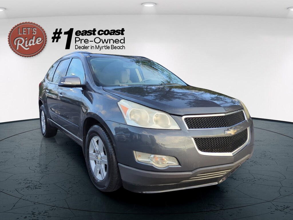 Used 2011 Chevrolet Traverse LT w/1LT SUV