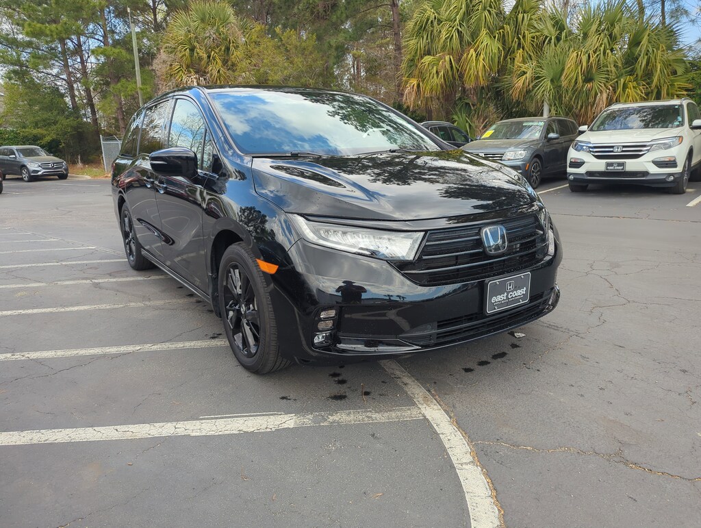 Certified 2024 Honda Odyssey Sport Van