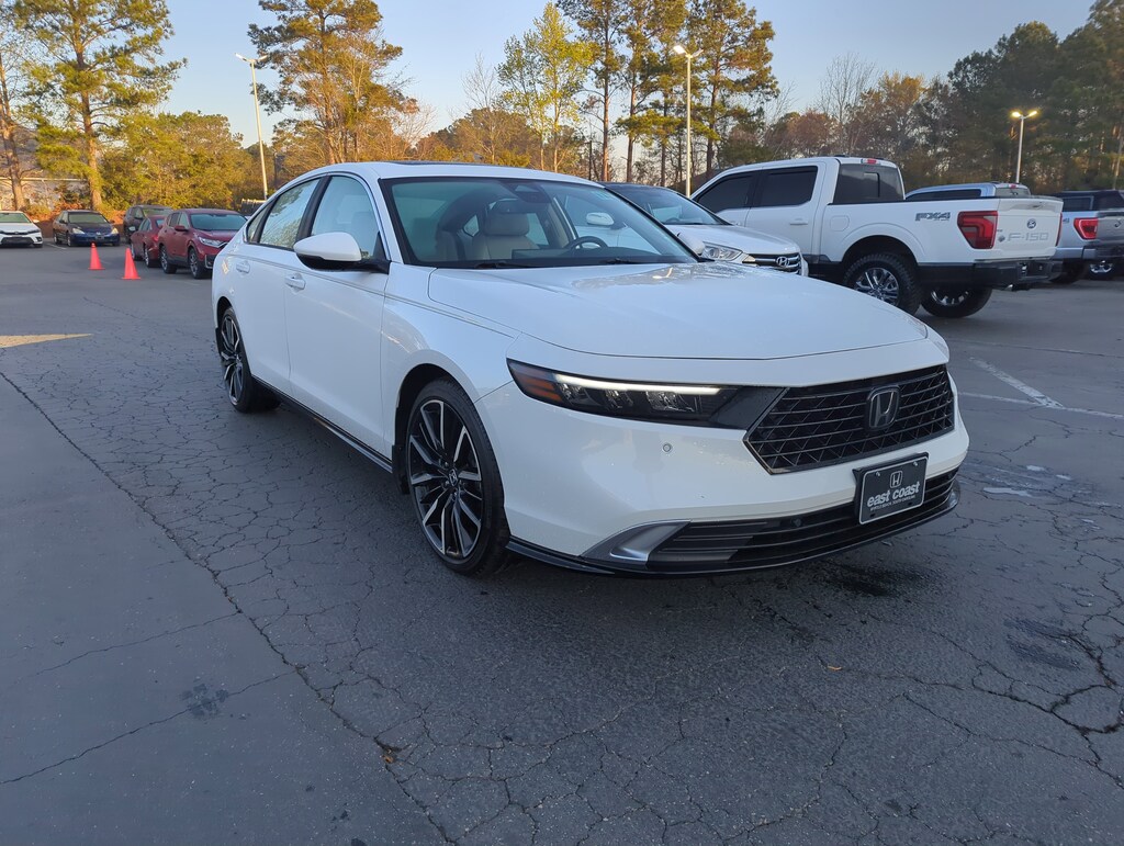 Used 2024 Honda Accord Hybrid Touring Sedan
