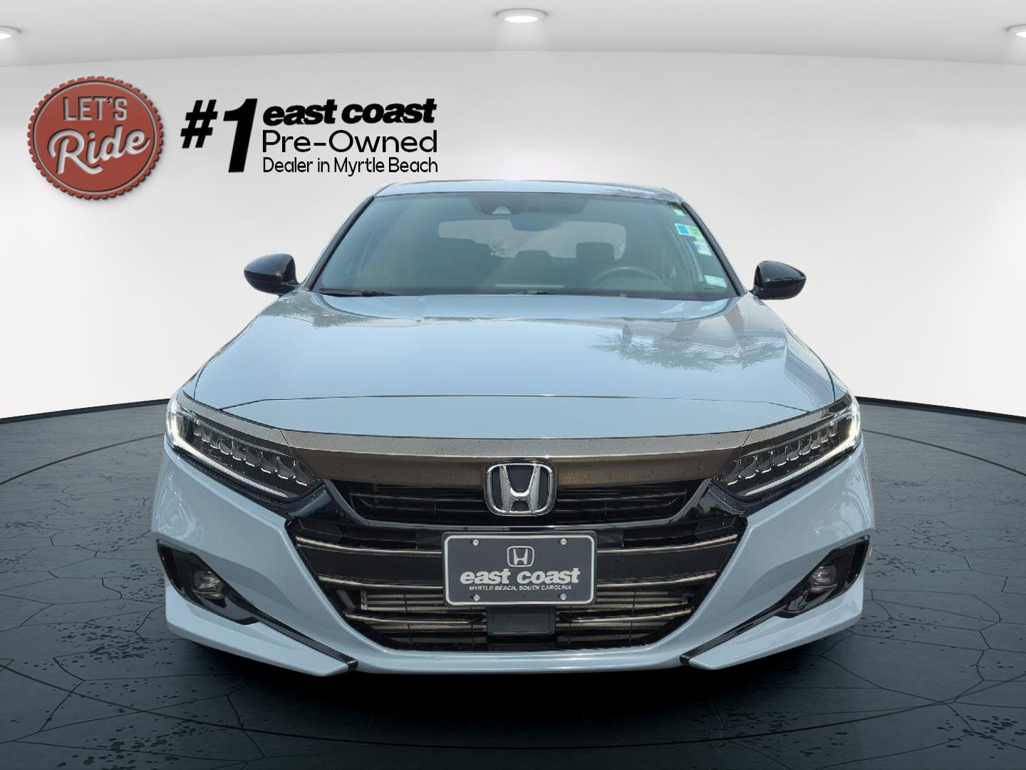 2022 Honda Accord Sport photo 2