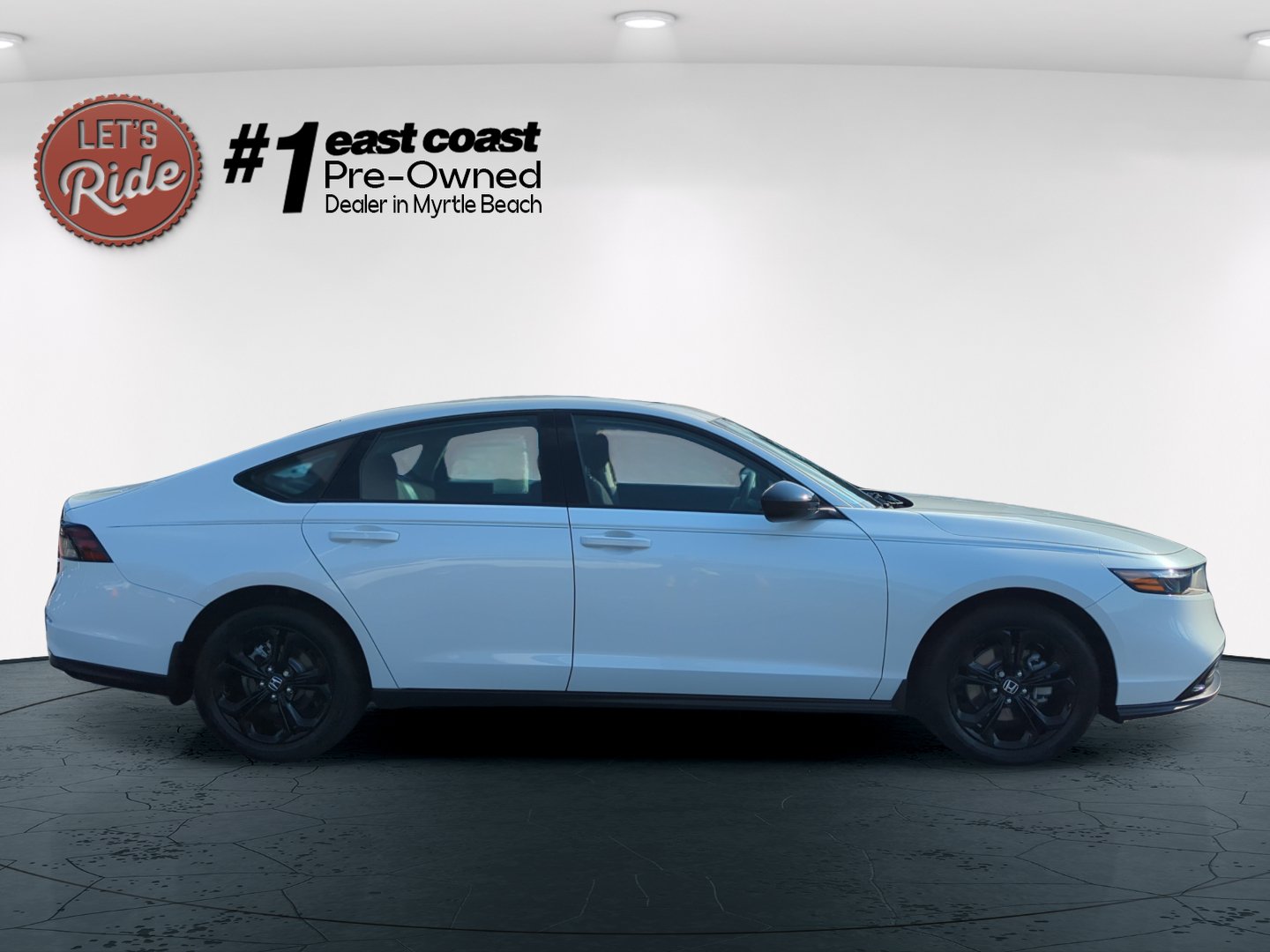 2025 Honda Accord SE - Photo 7