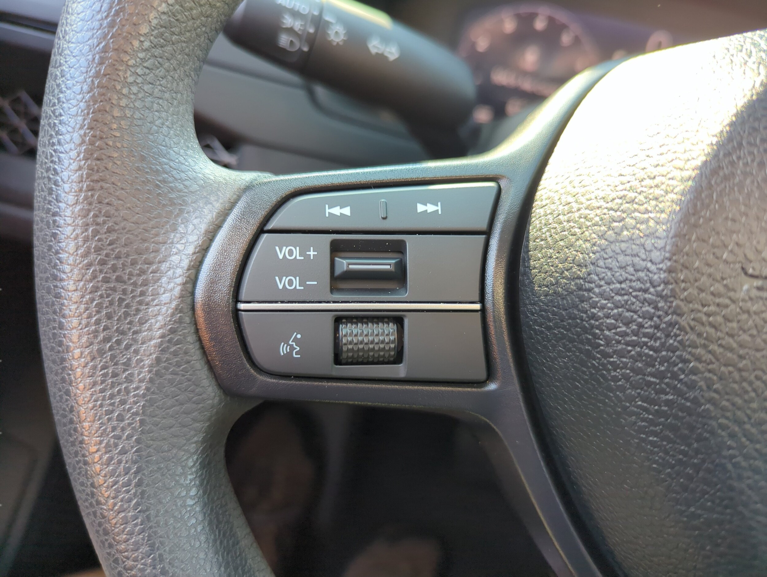 2025 Honda Accord SE - Photo 18