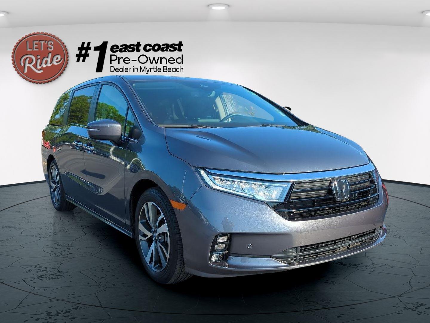 2023 Honda Odyssey Touring photo 3