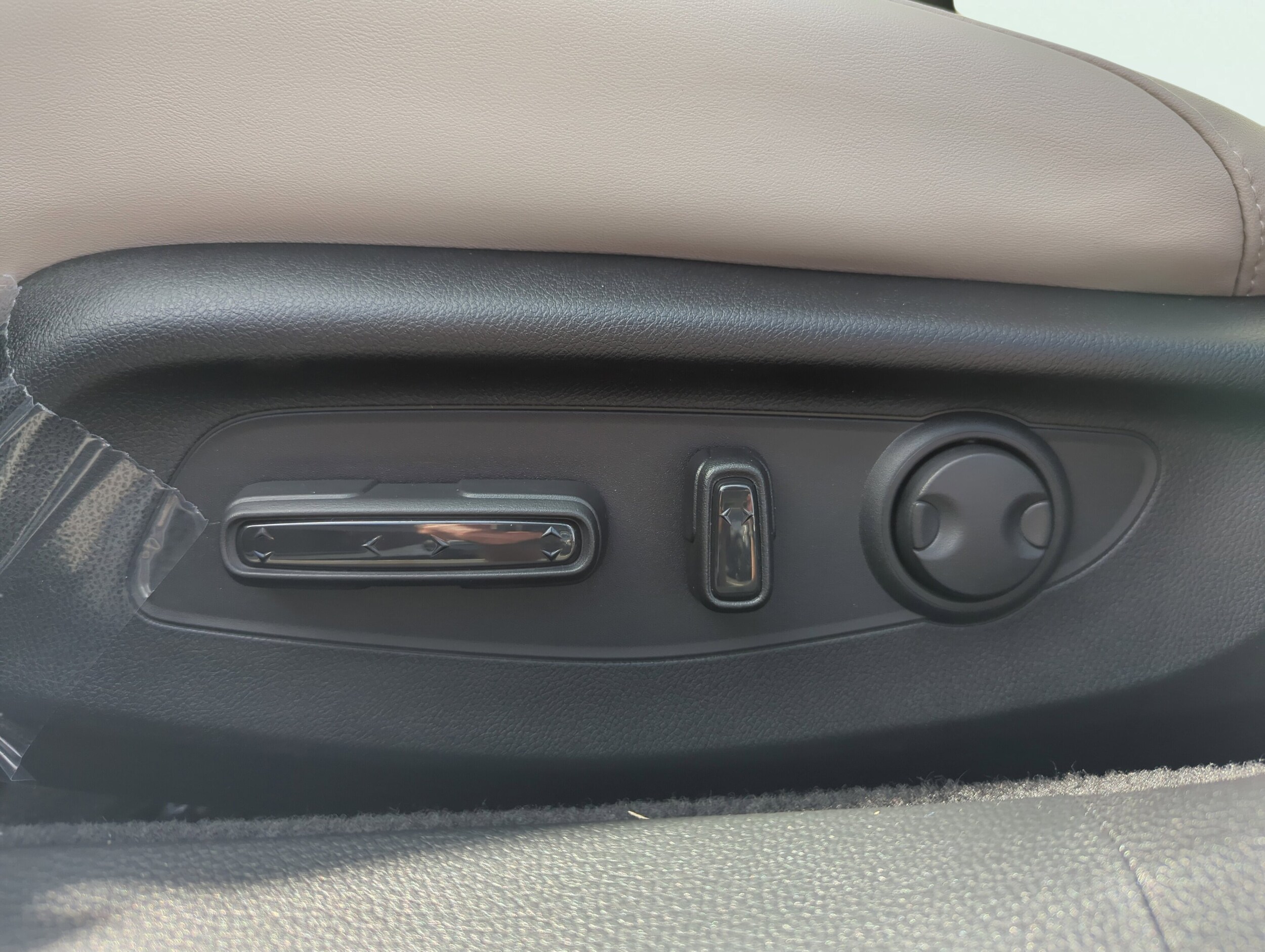 2026 Honda Accord Hybrid EX-L - Photo 15