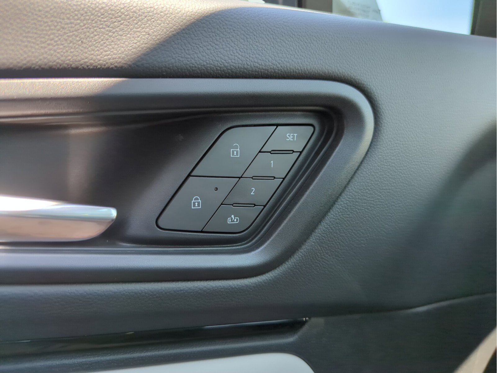 2025 Honda Prologue Touring - Photo 17