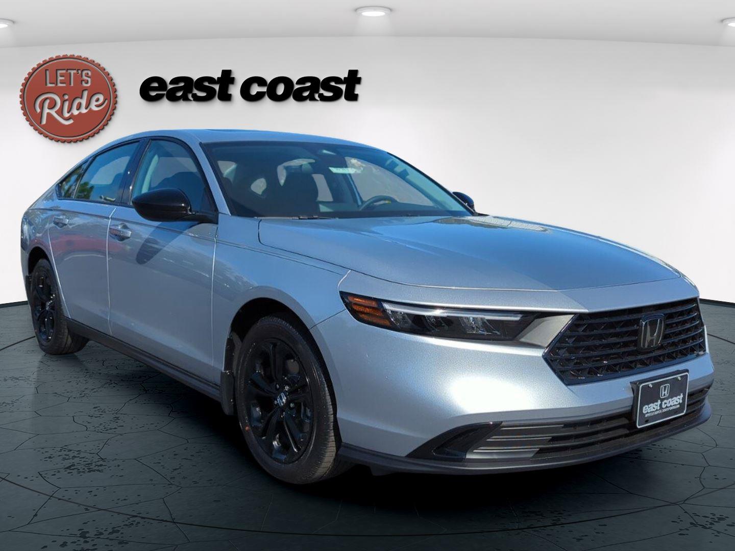 2025 Honda Accord SE photo 2