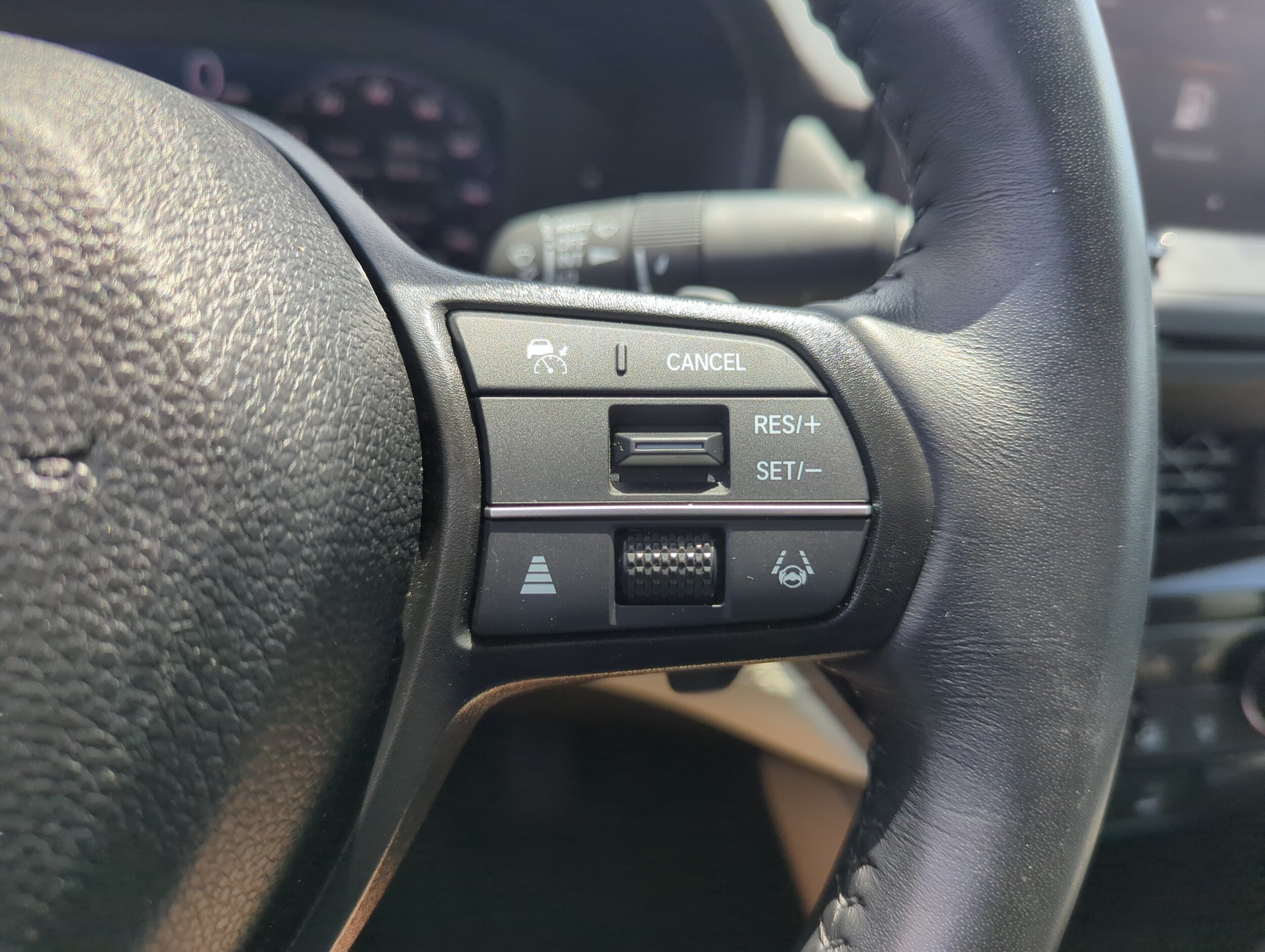 2024 Honda Accord Hybrid EX-L - Photo 19