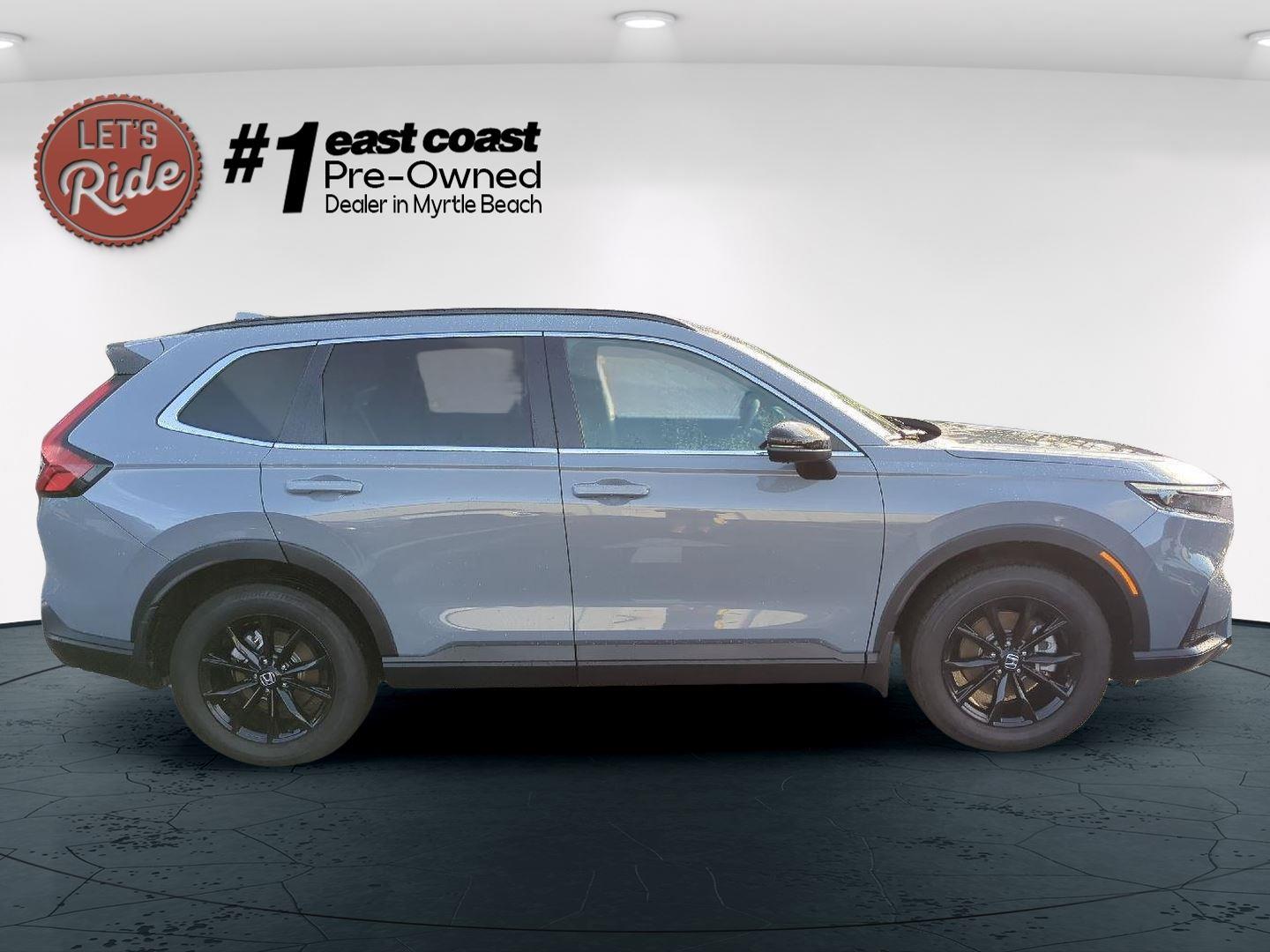 2023 Honda CR-V Hybrid Sport photo 2
