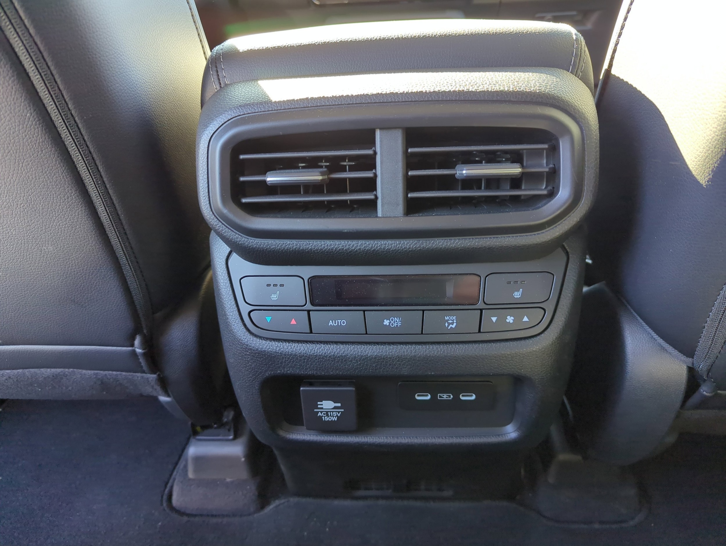 2024 Honda Pilot Elite - Photo 16