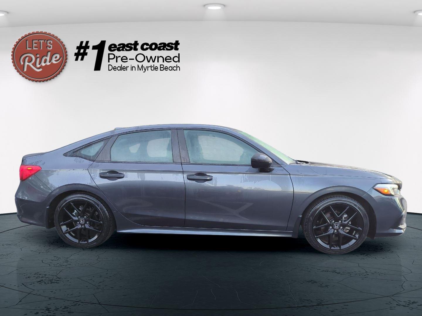 2022 Honda Civic Sport photo 4