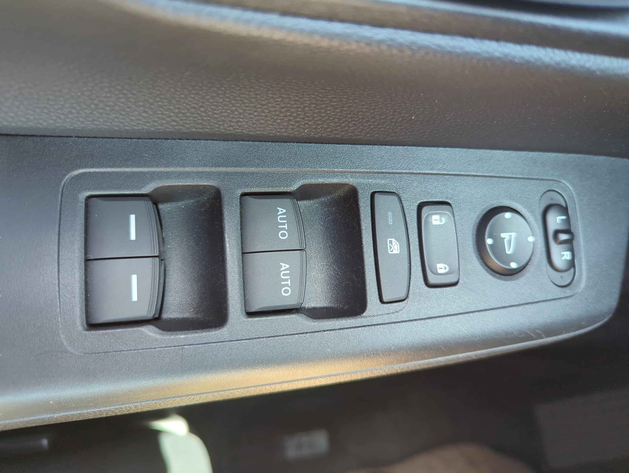 2024 Honda CR-V Sport - Photo 23