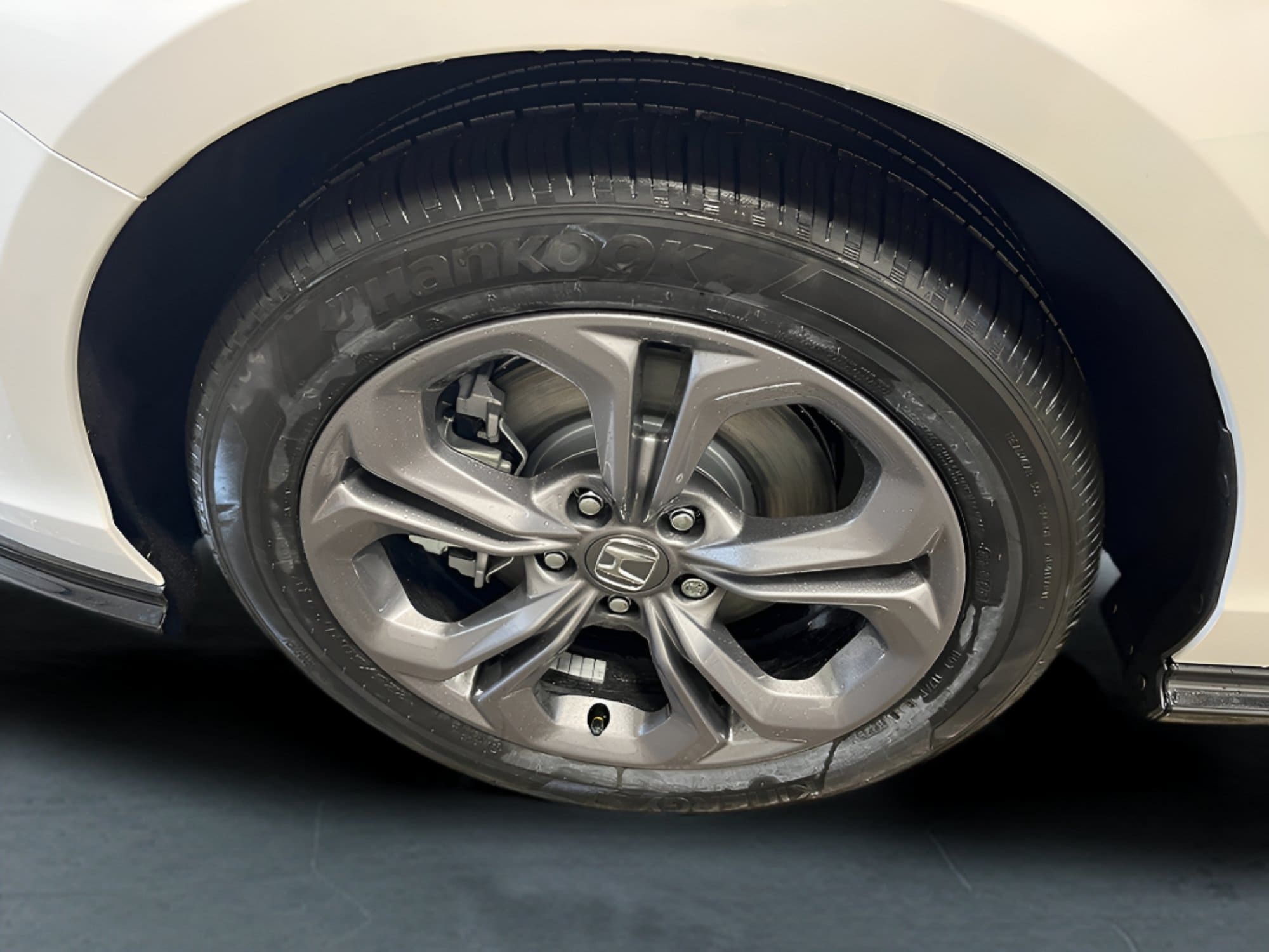 2026 Honda Accord Hybrid EX-L - Photo 30