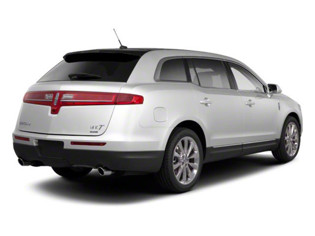 Used 2010 Lincoln MKT SUV