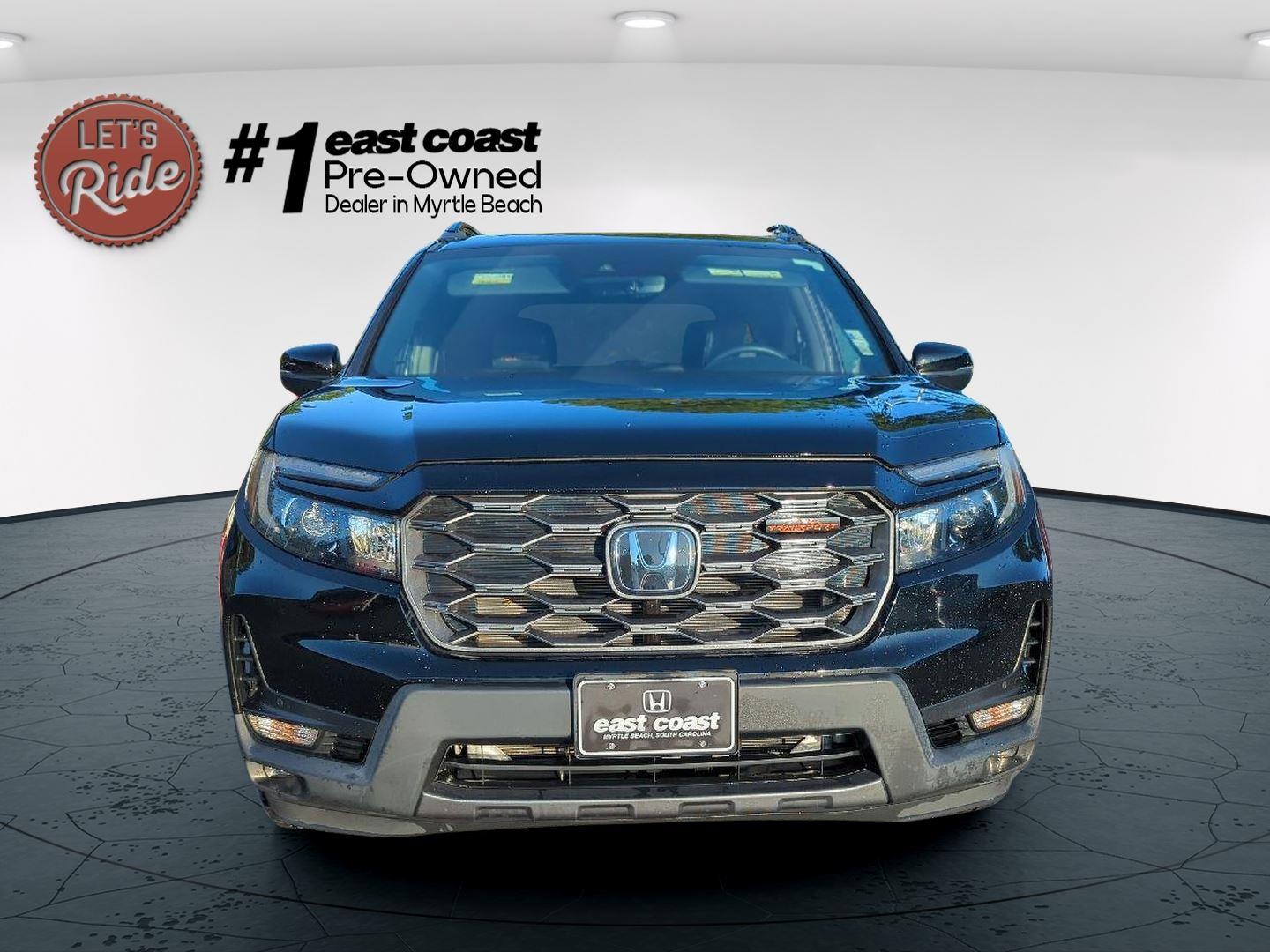 2023 Honda Passport TrailSport photo 2