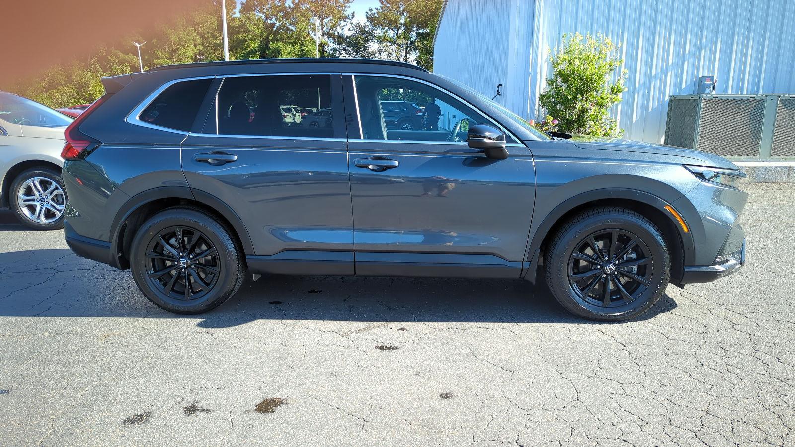 2023 Honda CR-V Hybrid Sport photo 4