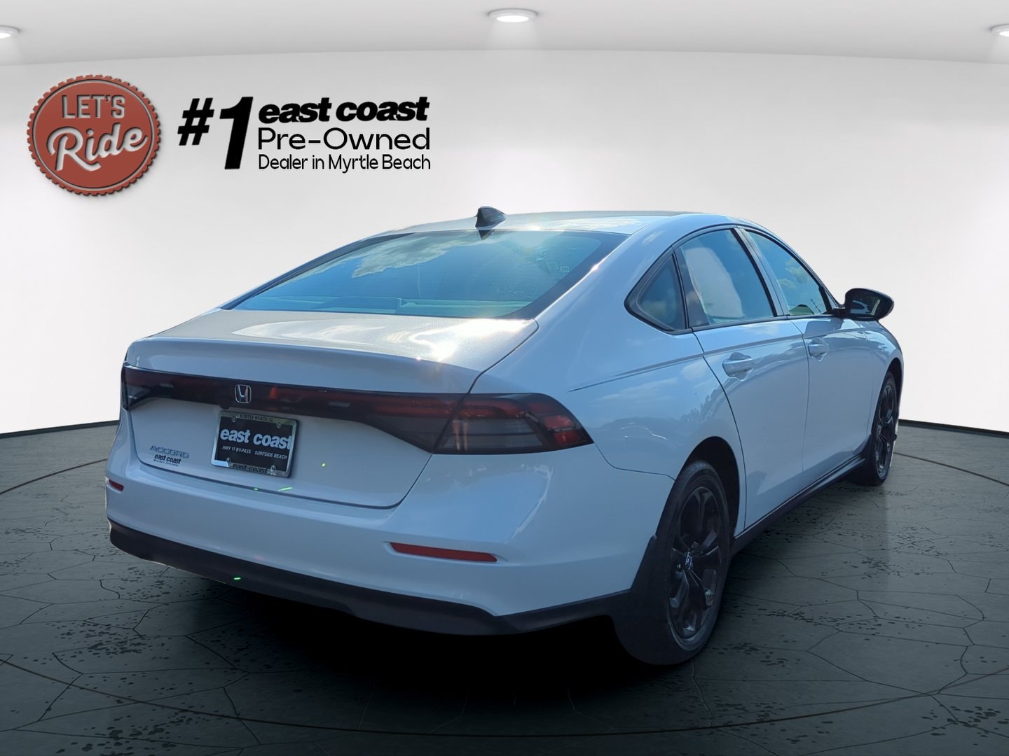 2025 Honda Accord SE - Photo 8