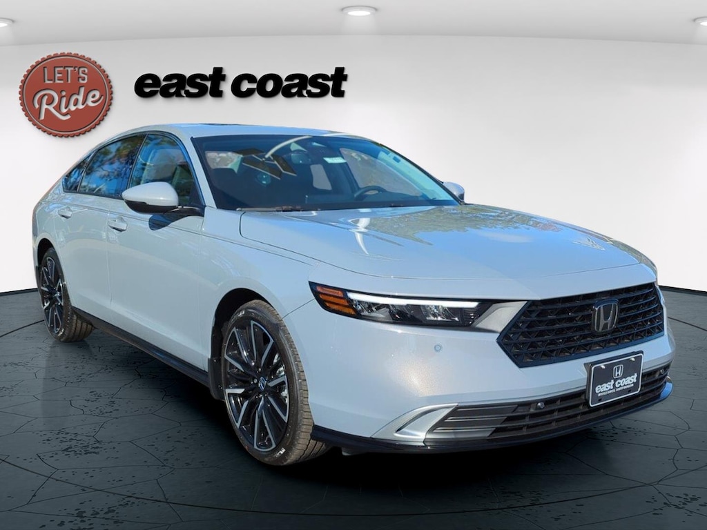 New 2025 Honda Accord Hybrid Touring Sedan