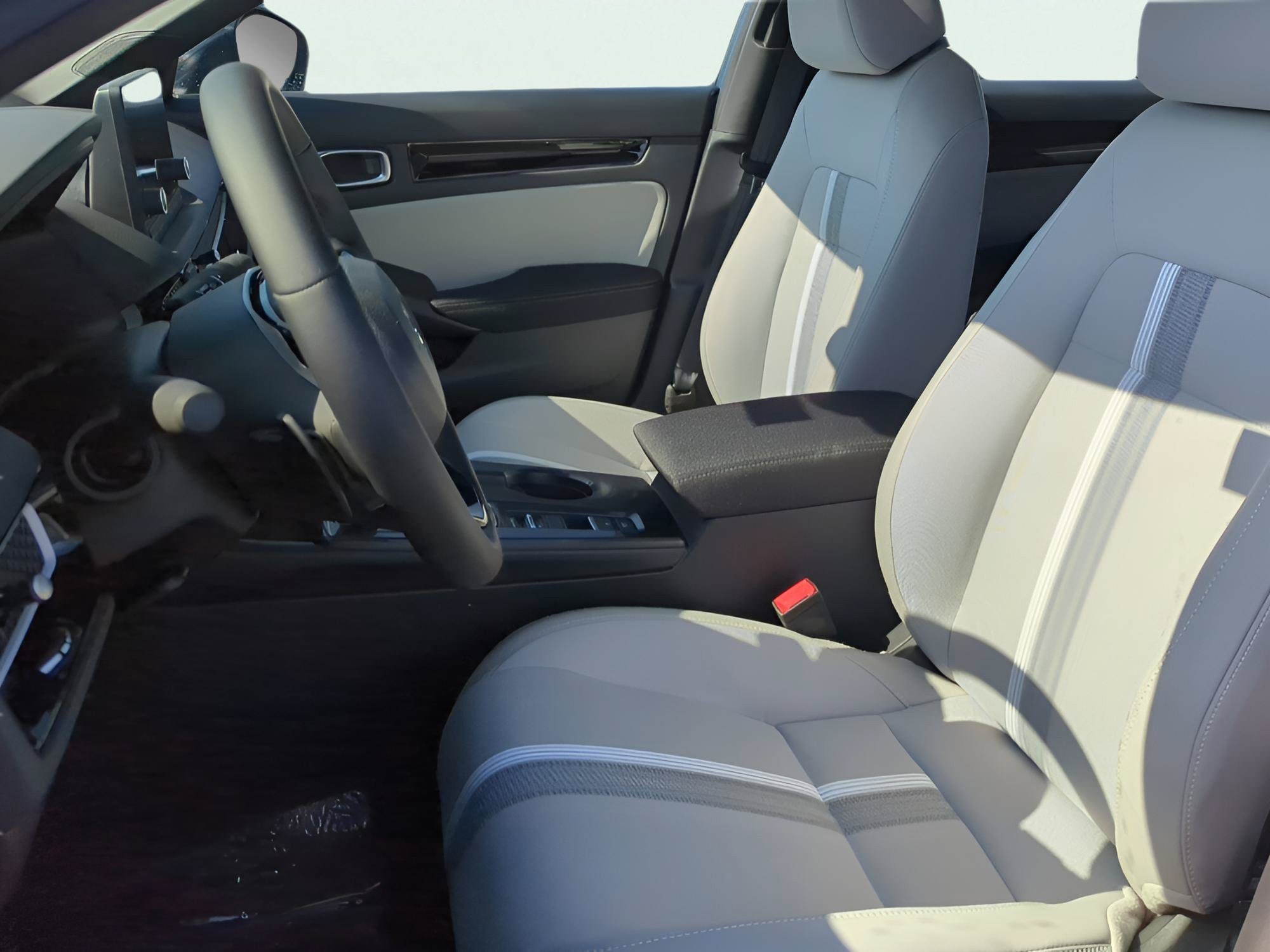 2025 Honda Civic Sport - Photo 12