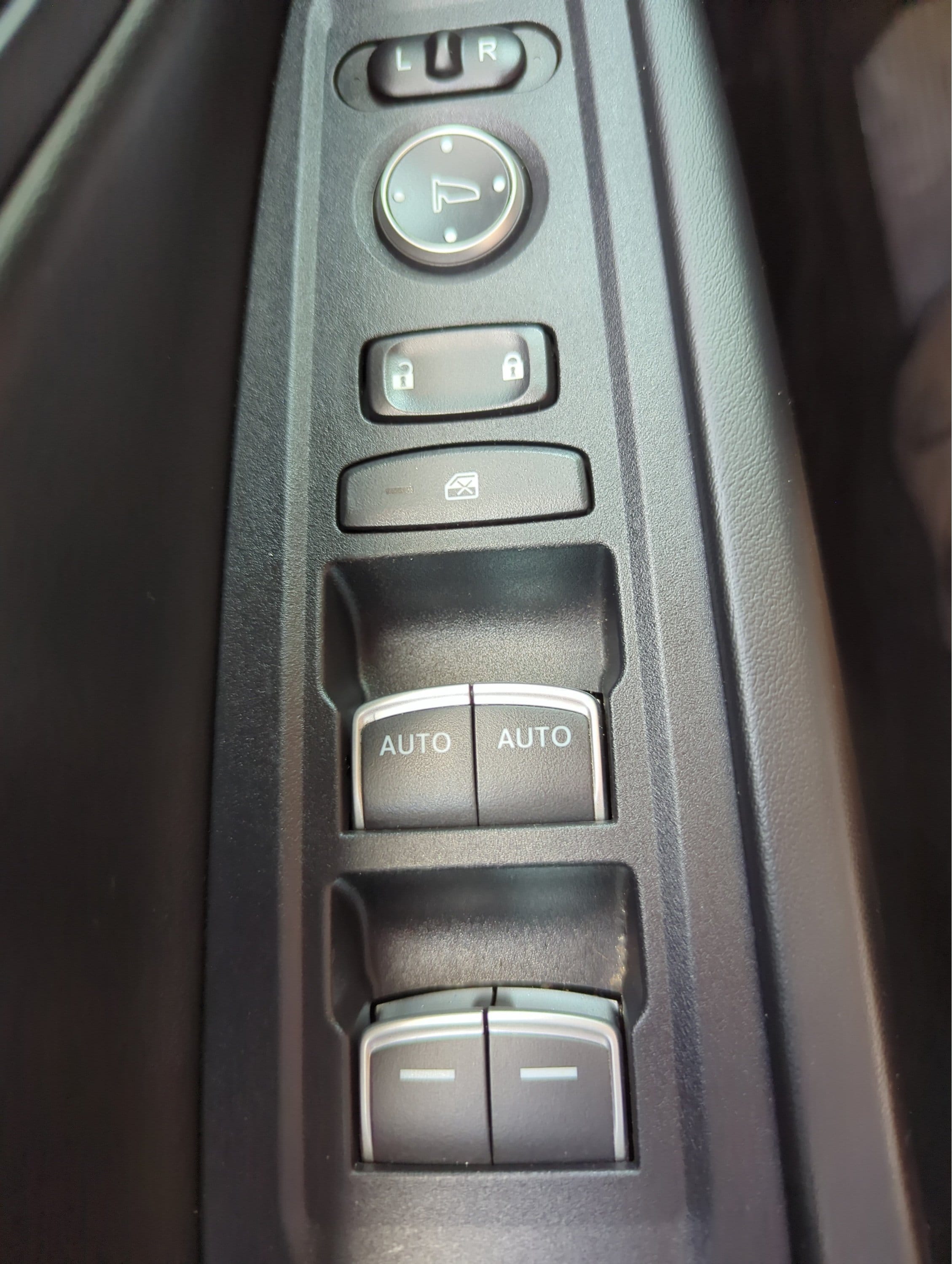 2024 Honda Accord EX - Photo 28