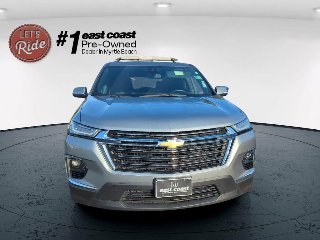 Used 2023 Chevrolet Traverse LT Cloth SUV