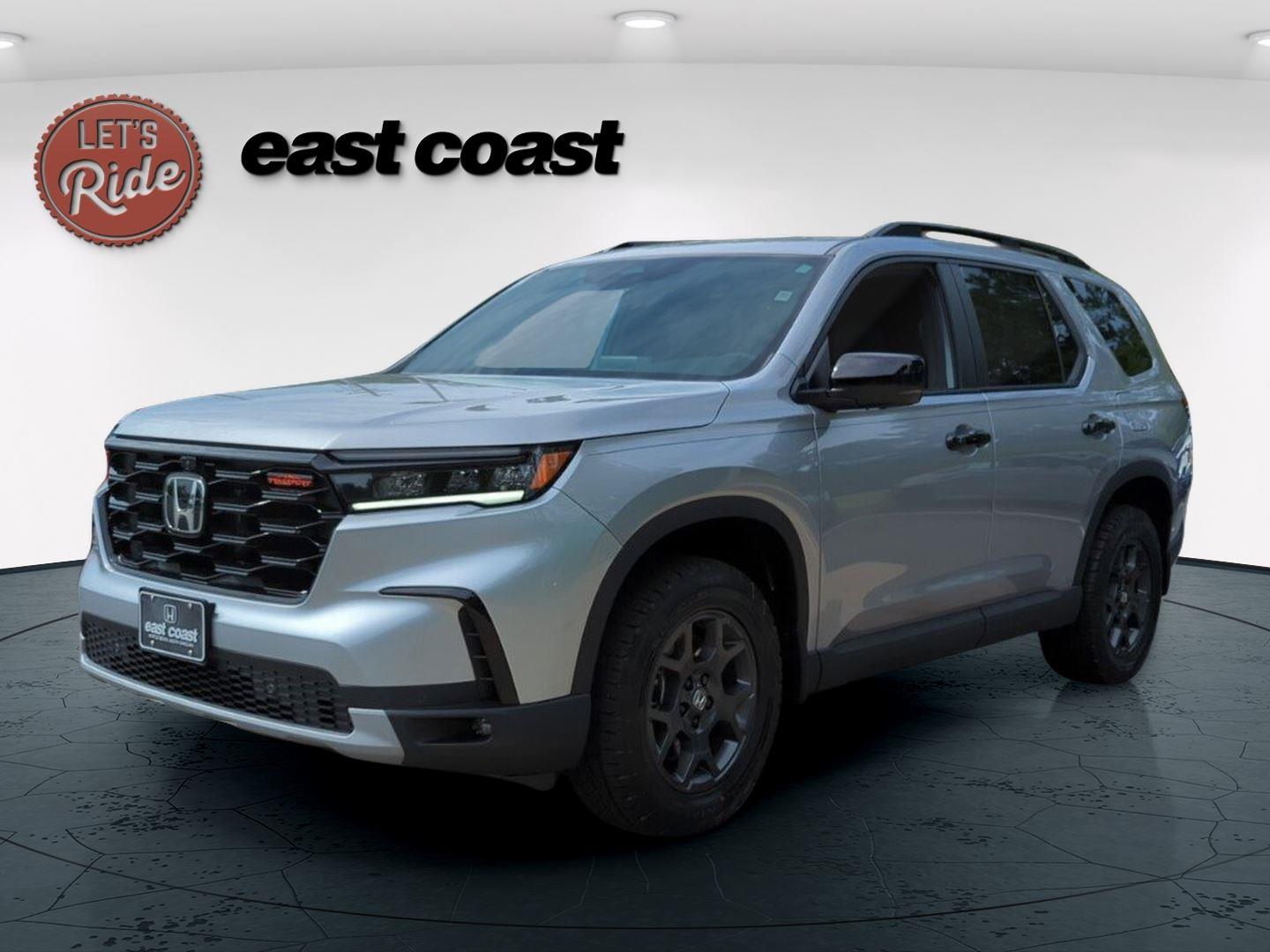 2025 Honda Pilot TrailSport's photo