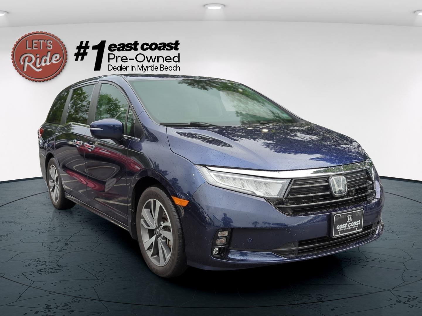 2023 Honda Odyssey Touring photo 3