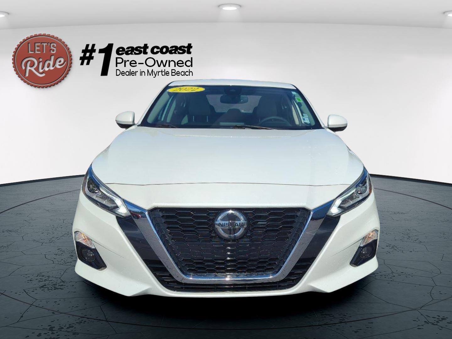 2022 Nissan Altima 2.5 Platinum photo 2