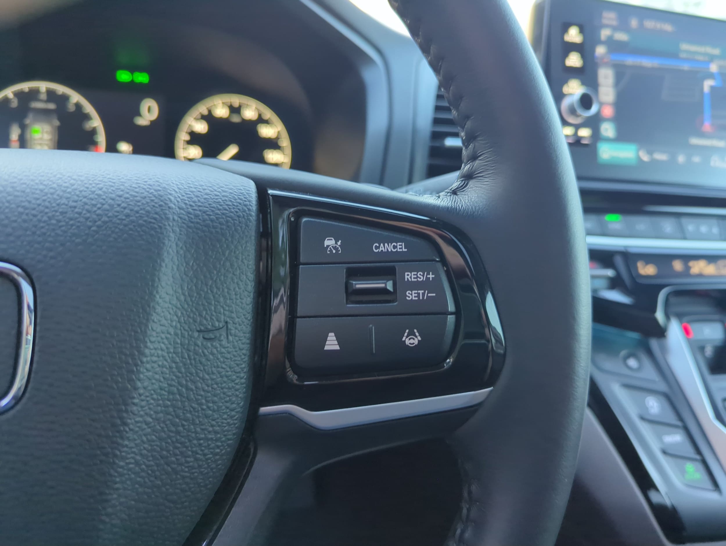 2025 Honda Odyssey Touring - Photo 26
