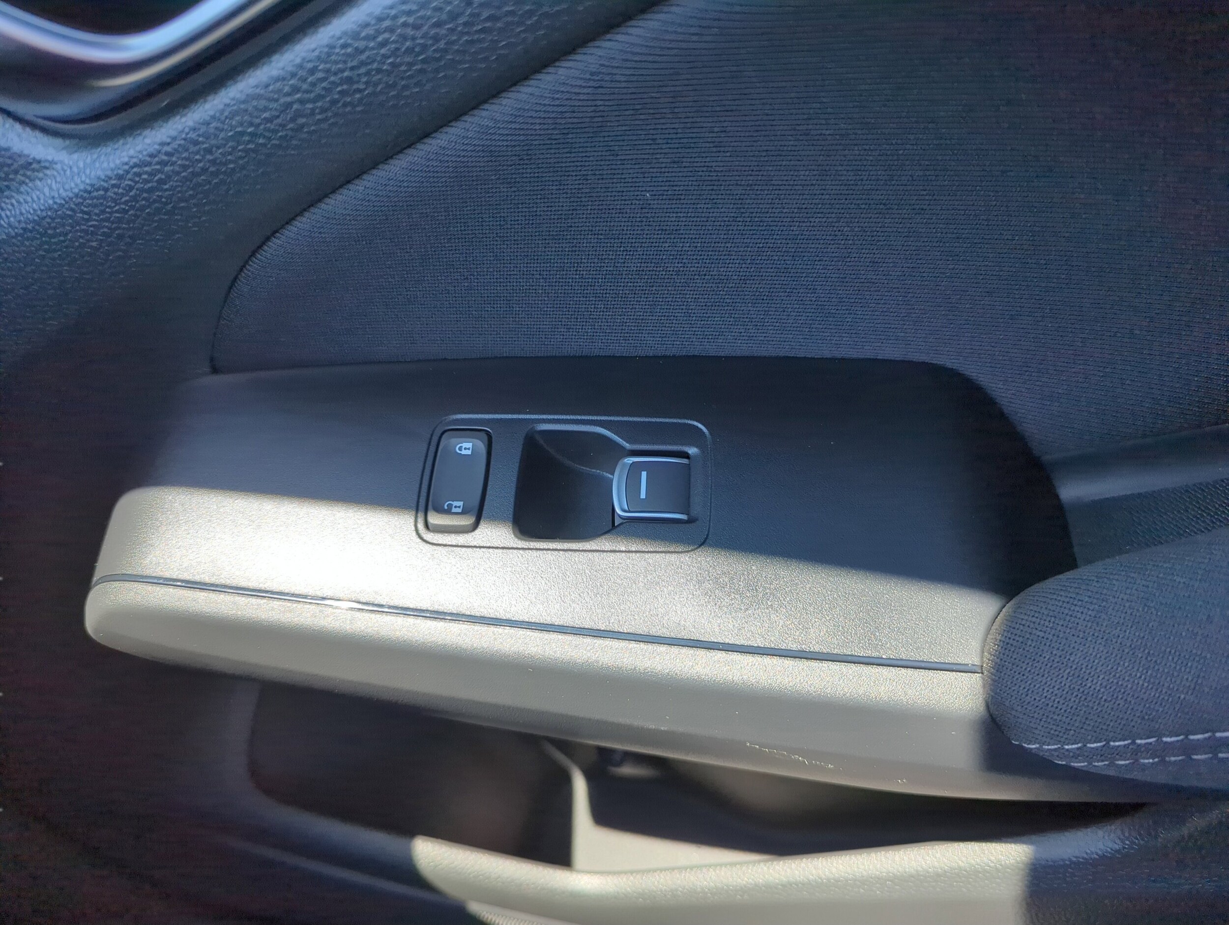 2025 Honda Civic Sport - Photo 28