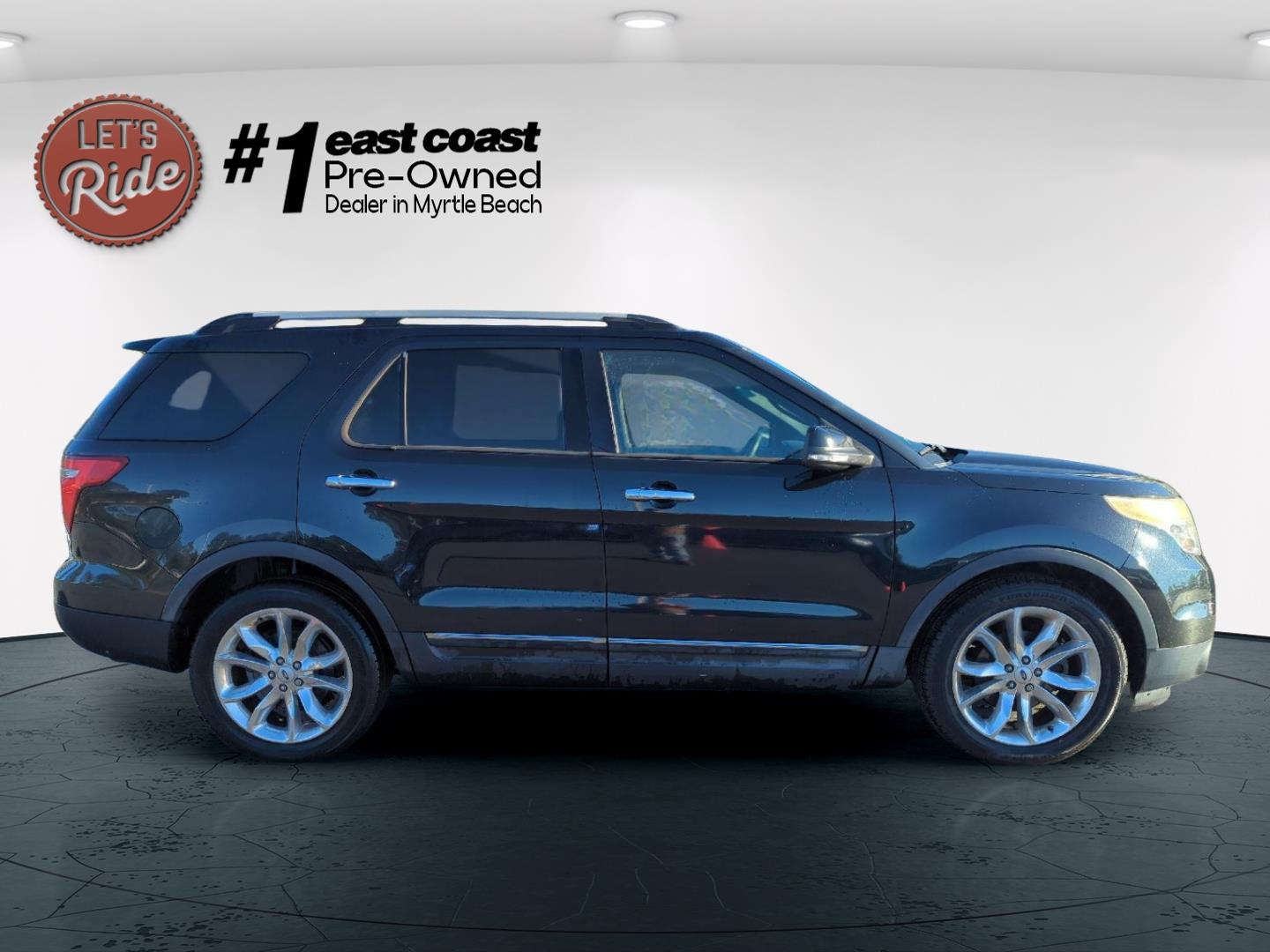 2013 Ford Explorer XLT photo 3