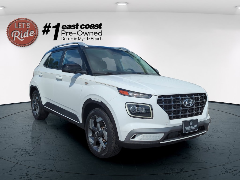 Used 2023 Hyundai Venue Limited SUV