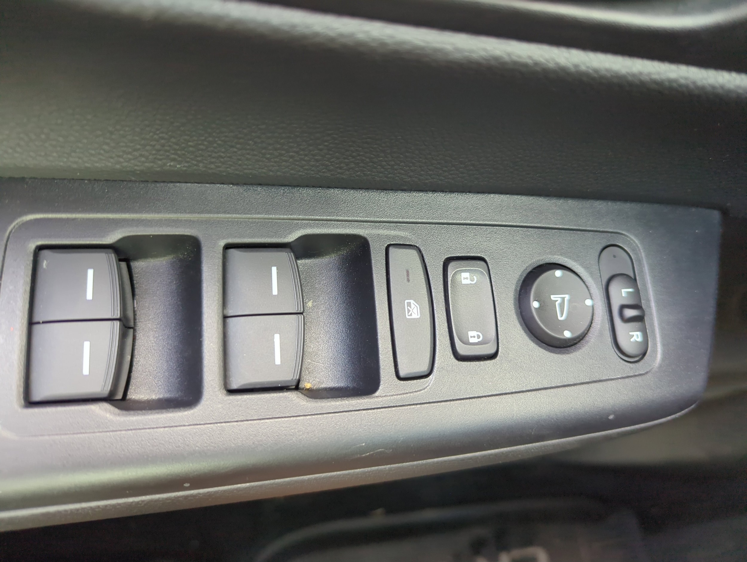 2024 Honda CR-V Sport-L - Photo 20