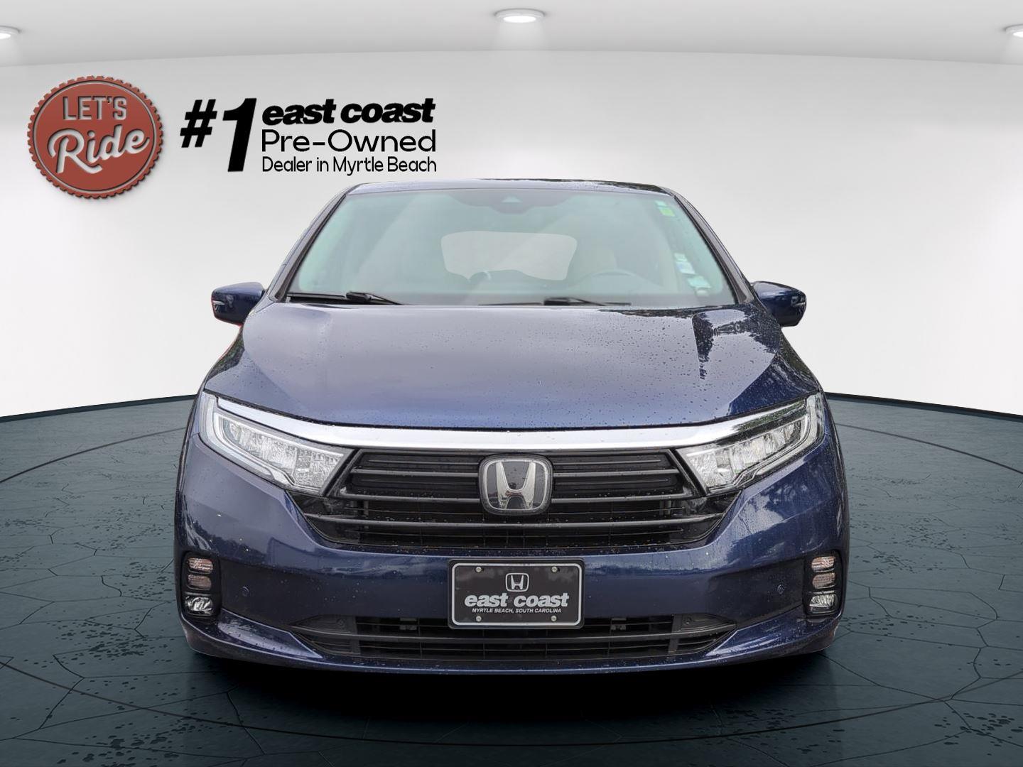 2023 Honda Odyssey Touring photo 2