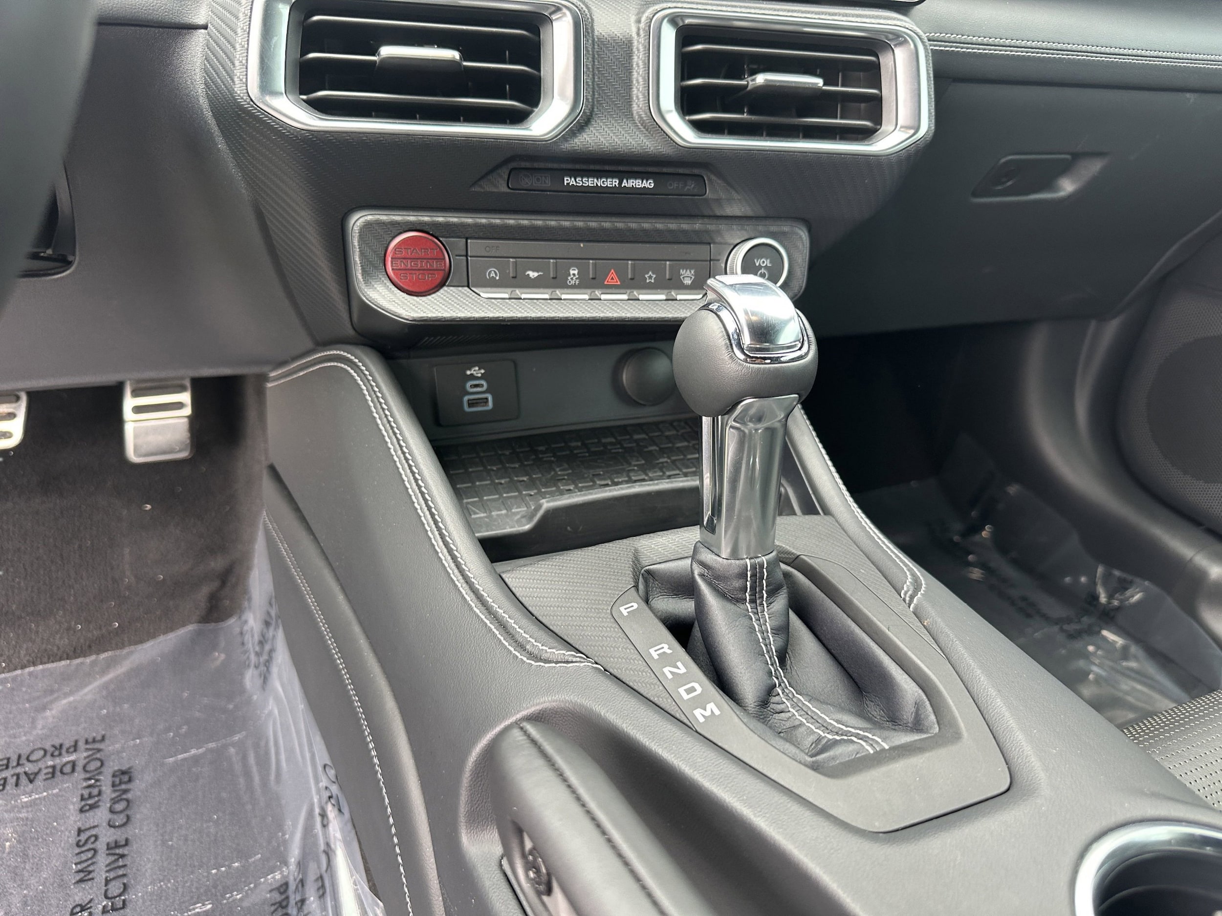 2024 Ford Mustang GT Premium - Photo 15