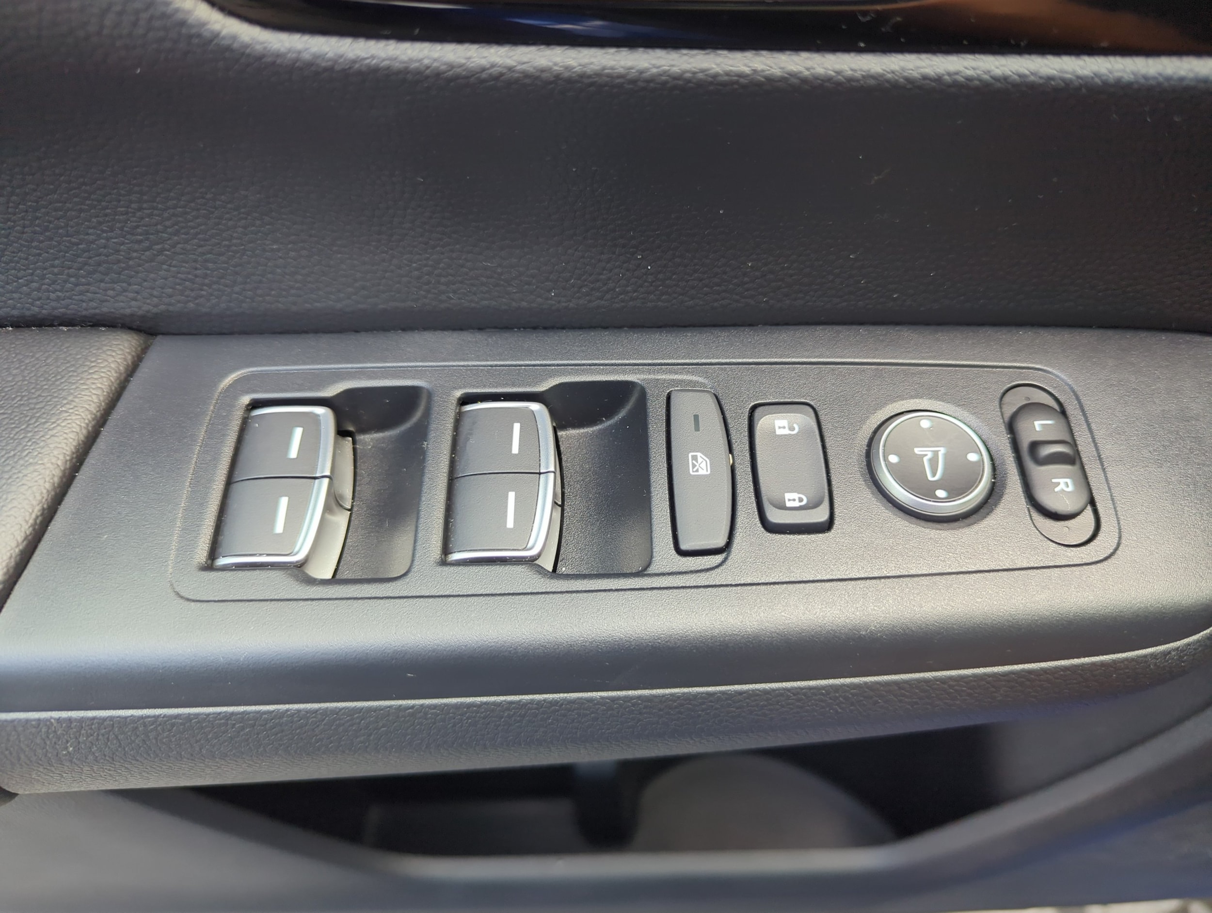 2024 Honda CR-V EX-L - Photo 25