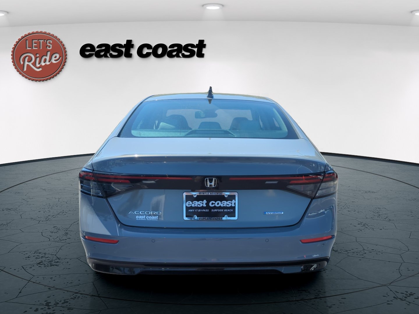 2026 Honda Accord Hybrid EX-L - Photo 8