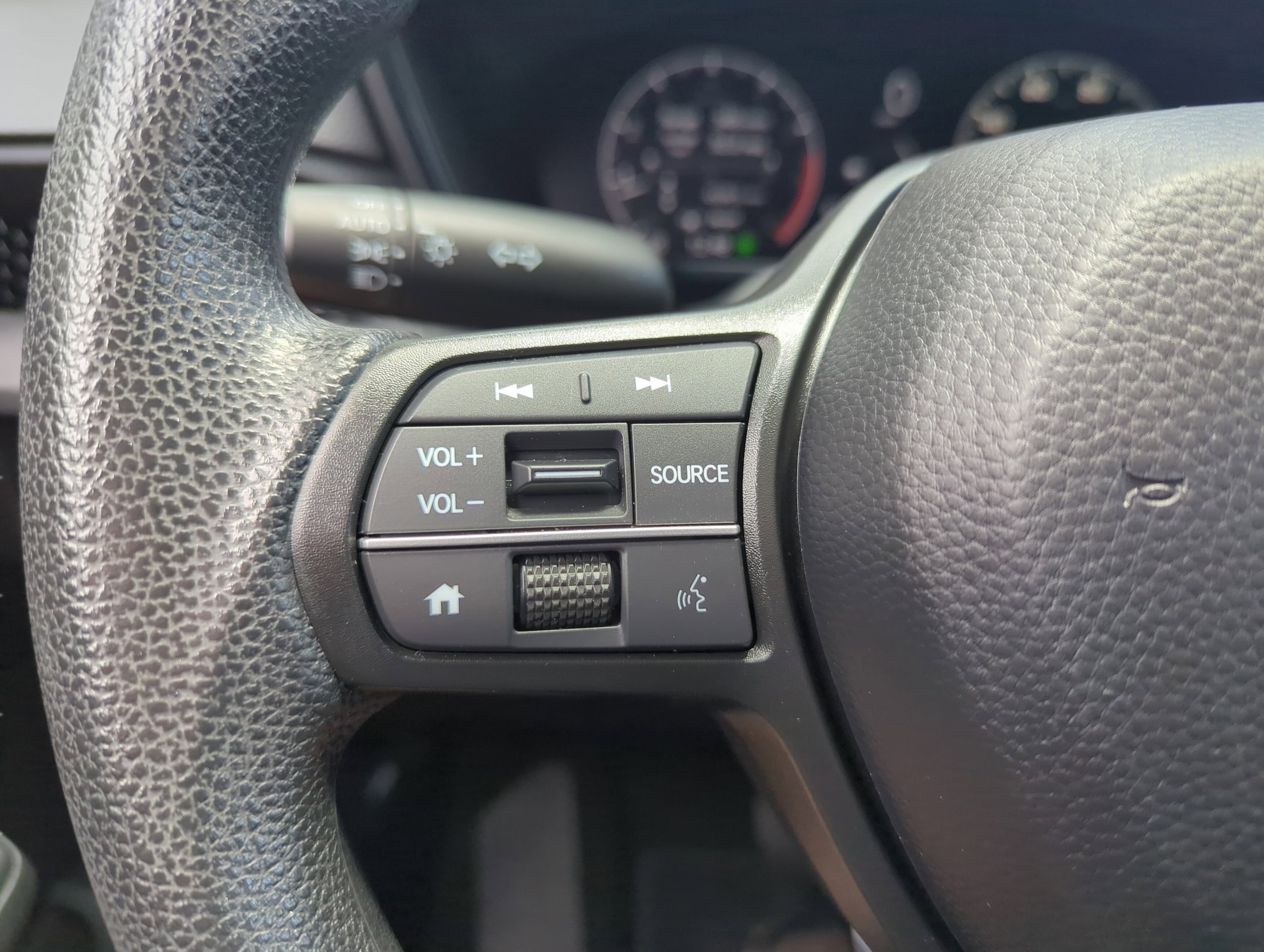 2023 Honda CR-V LX - Photo 16