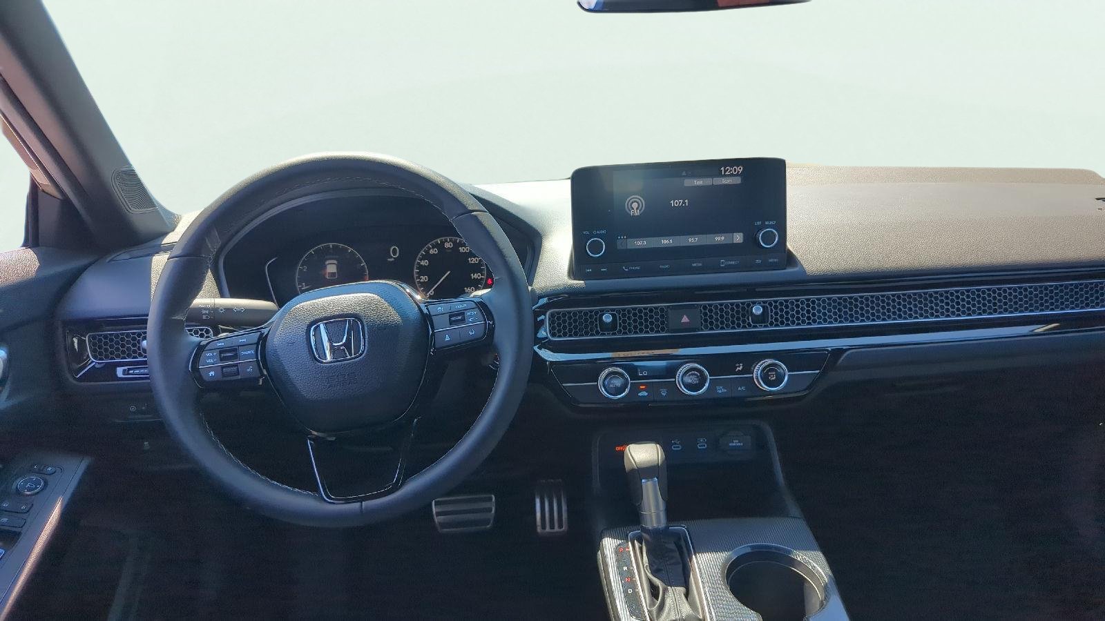 2026 Honda Civic Hatchback Sport - Photo 12