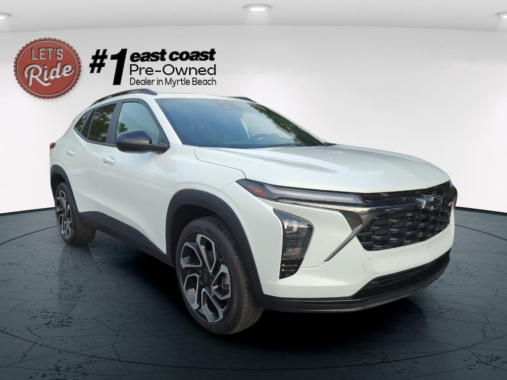 Used 2025 Chevrolet Trax 2RS SUV