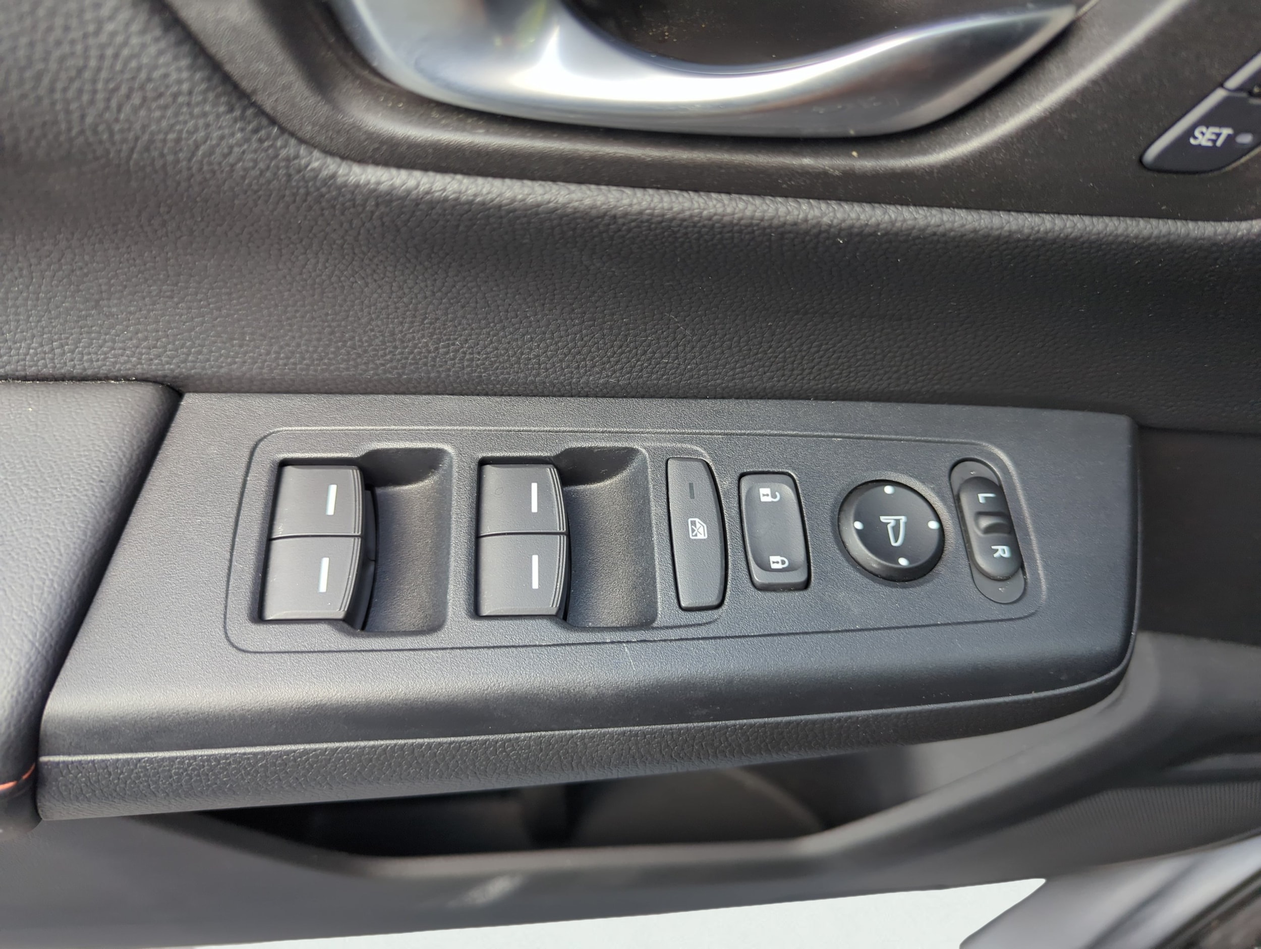 2024 Honda CR-V Sport-L - Photo 29