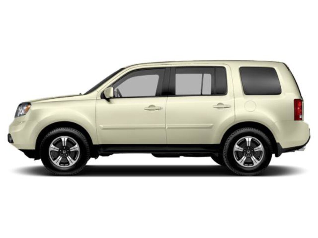 Used 2015 Honda Pilot SE SUV