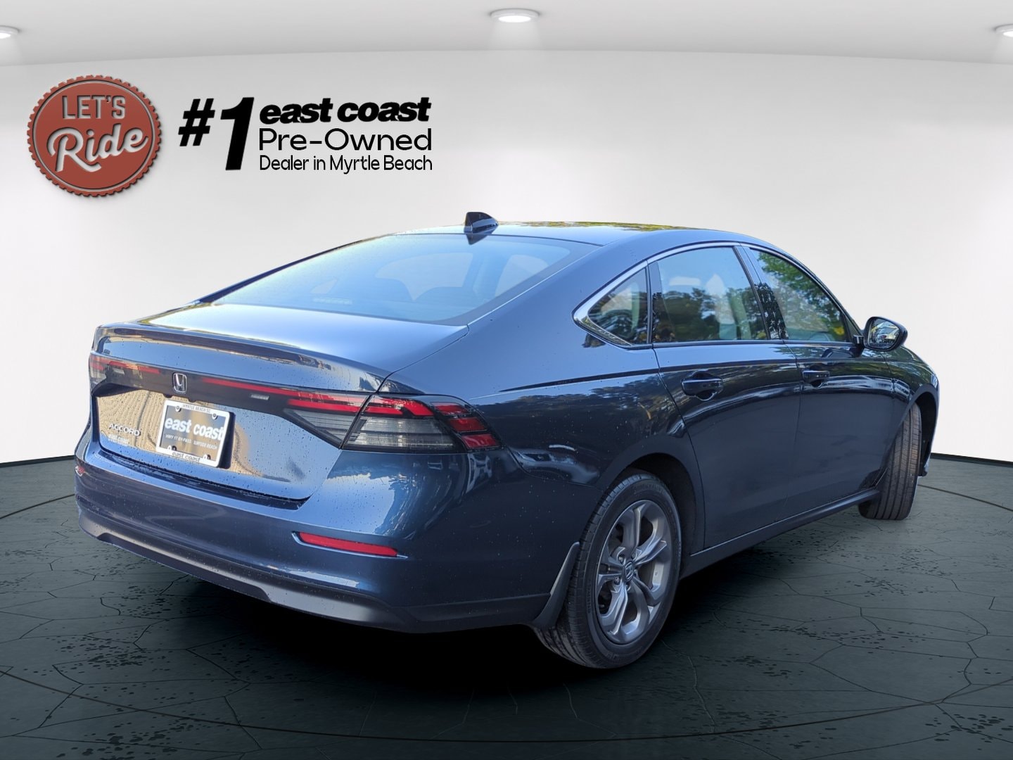 2024 Honda Accord EX - Photo 4