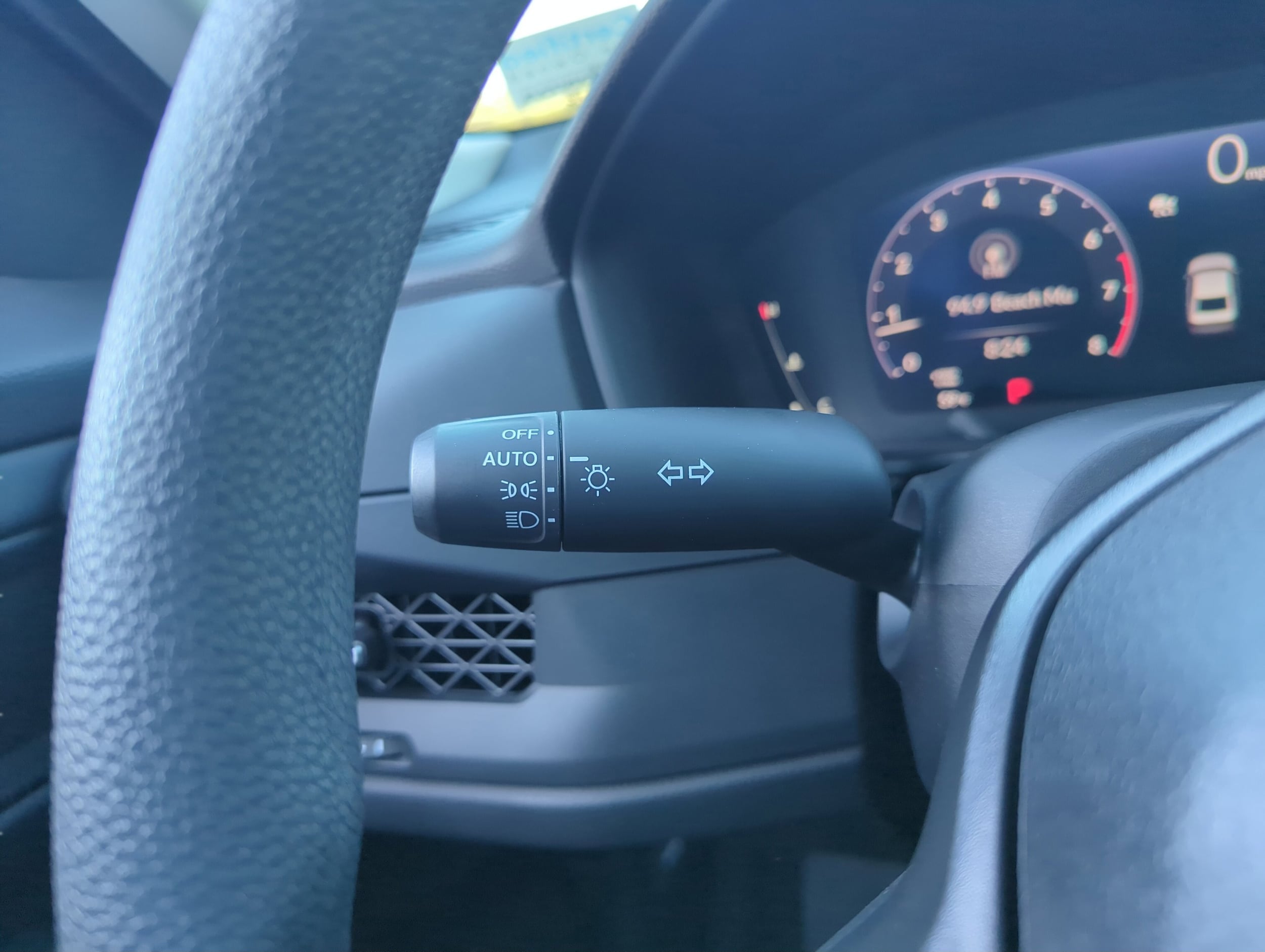 2025 Honda Accord SE - Photo 17