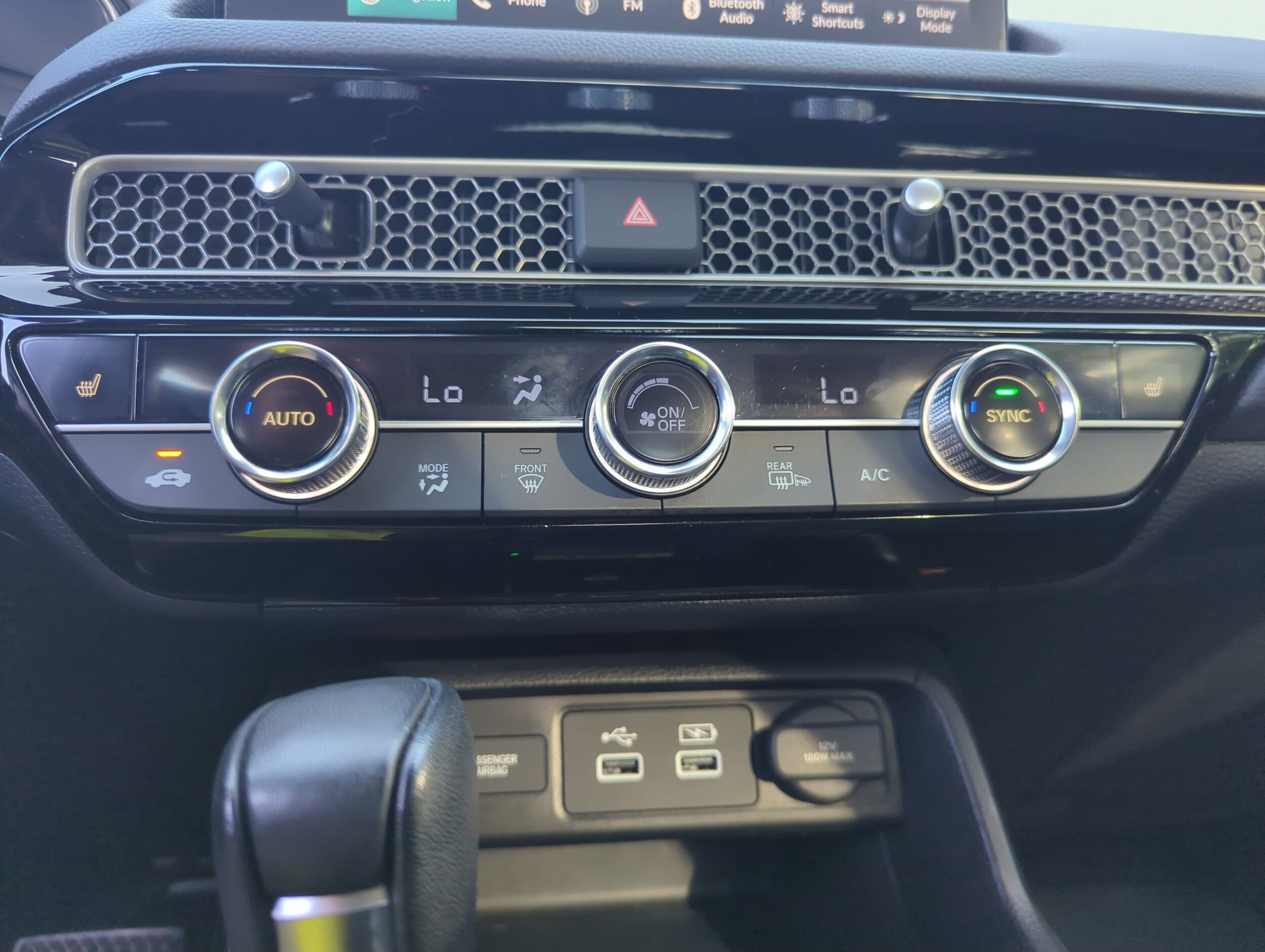 2024 Honda Civic Touring - Photo 27