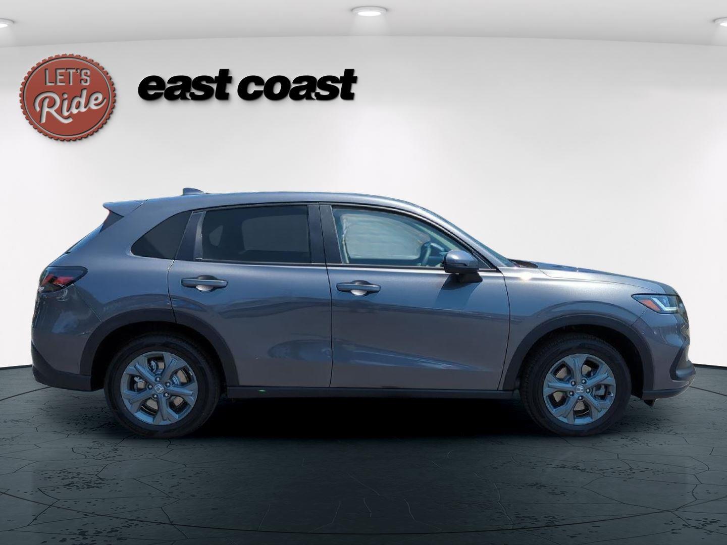 2026 Honda HR-V LX photo 4