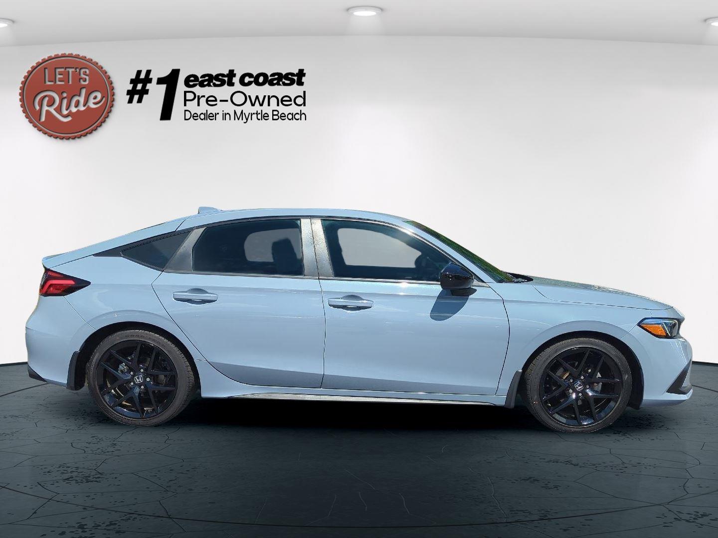 2022 Honda Civic Sport Hatchback photo 4
