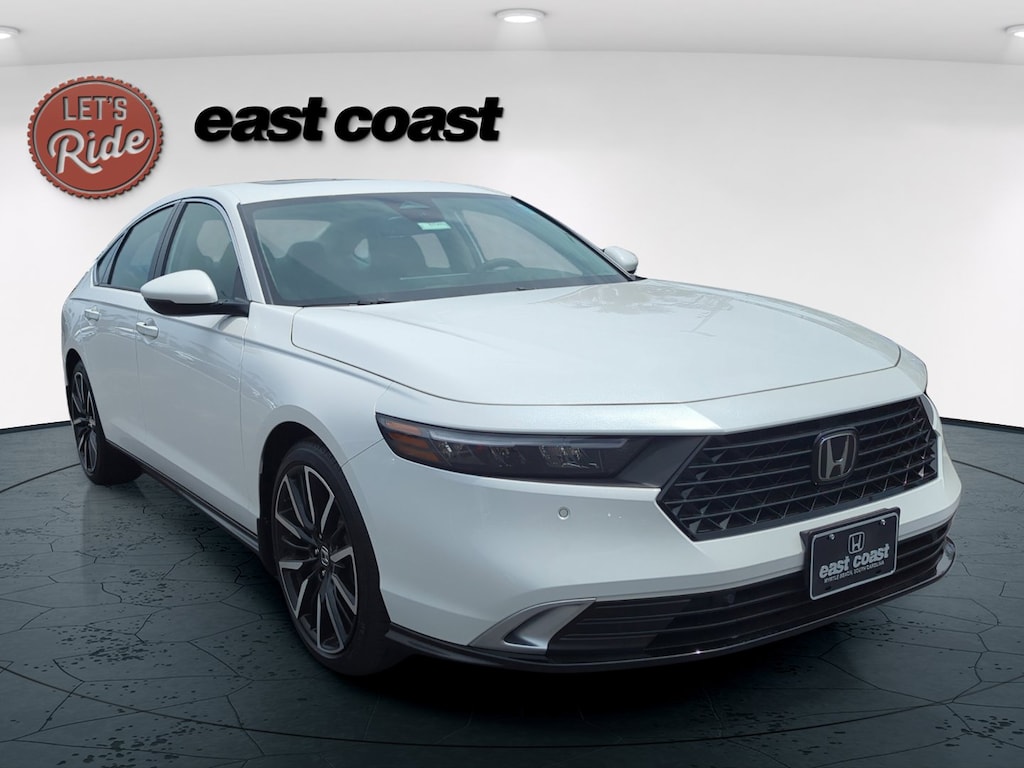 New 2026 Honda Accord Hybrid Touring Sedan