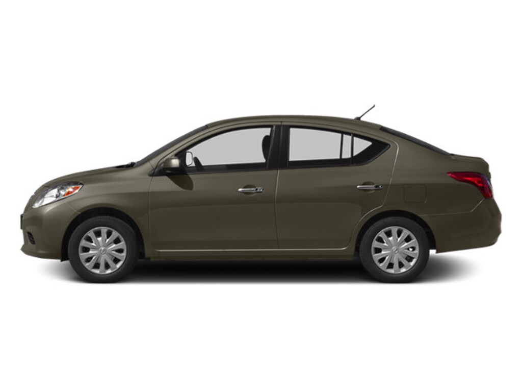 Used 2014 Nissan Versa SV Sedan