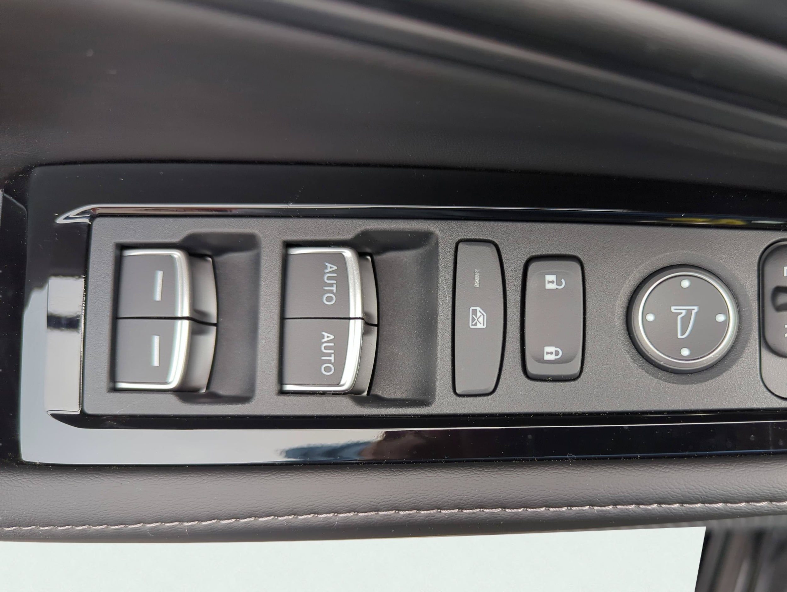 2026 Honda Accord Hybrid Touring - Photo 16