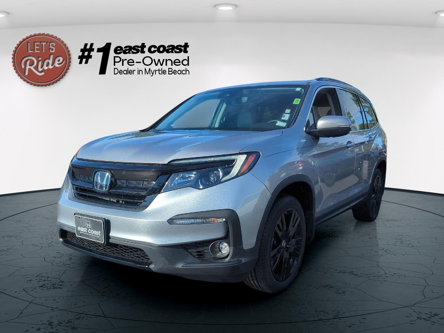 2022 Honda Pilot SE's photo